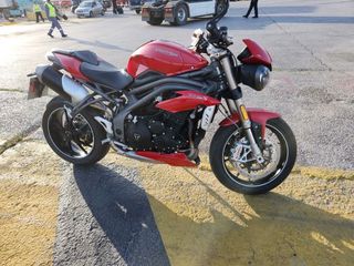 Triumph Speed Triple 1050 2016 SPEED TRIPLE 1050 S-thumb-8