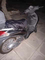 Piaggio Liberty 125 2011-thumb-5