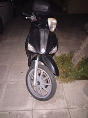 Piaggio Liberty 125 2011-thumb-6
