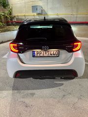 Toyota Yaris 2023 HYBRID BI-TONE