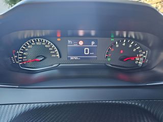 Peugeot 2008 2024 1.5 BLUEHDI 130 ACTIVE Plus EAT8-thumb-22