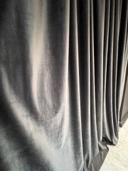 Κουρτίνα βελούδινη διπλής όψης σε γκρι-καφέ χρώμα 14,5 μέτρα !!!