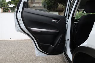 Suzuki Vitara 2022 GL+ Hybrid 48V 129HP 4WD 1.4 ΕΛΛΗΝΙΚΟ ΥΠΕΡΑΡΙΣΤΟ !!-thumb-75