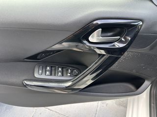 Peugeot 208 2019 Peugeot 208 I 1.2 PureTech-thumb-17