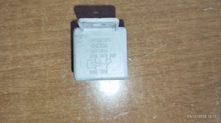 PIAGGIO LIBERTY 125 Ρελές Φώτων Γνήσιος