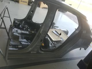 Κολόνες μεσαίες opel corsa f-thumb-3