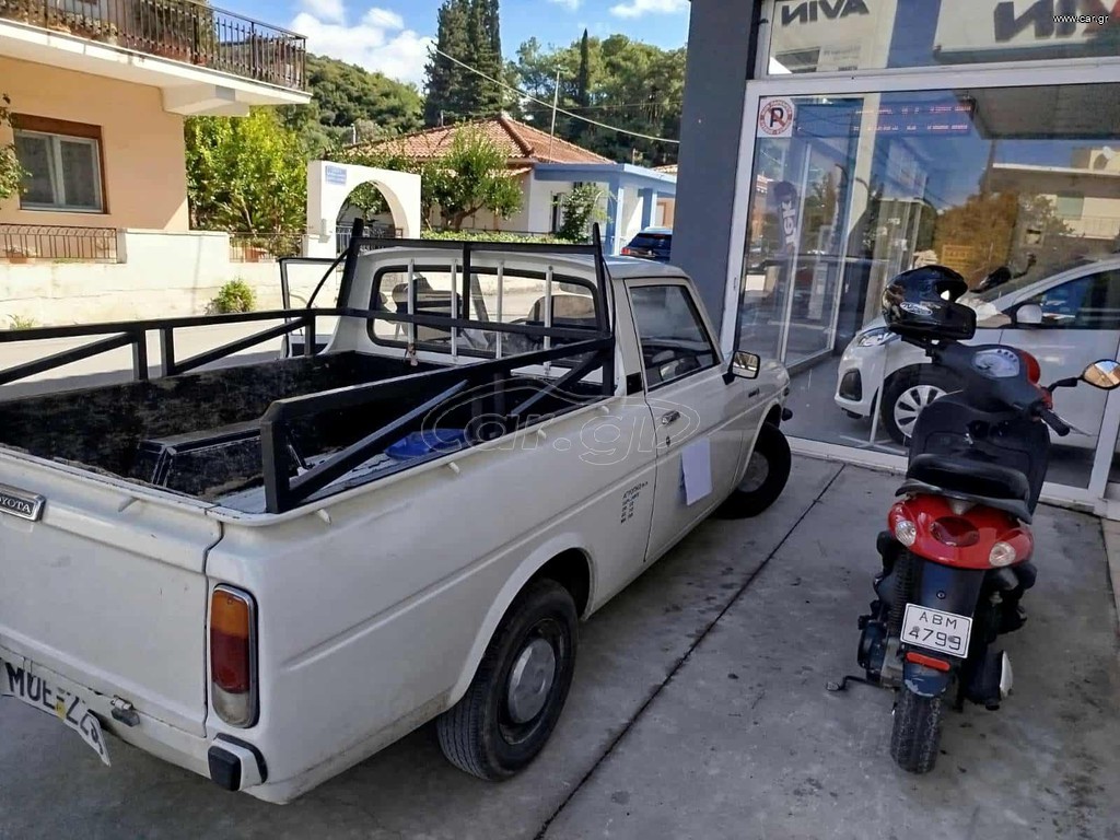 Toyota Hiace 1988 KR36L