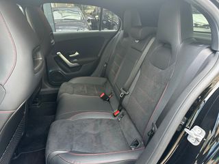 Mercedes-Benz A 250 2024 e AMG Plug in Hybrid 8G-DCT-thumb-15