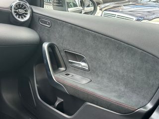 Mercedes-Benz A 250 2024 e AMG Plug in Hybrid 8G-DCT-thumb-21