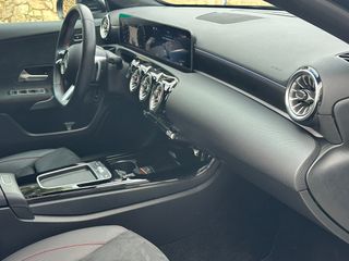Mercedes-Benz A 250 2024 e AMG Plug in Hybrid 8G-DCT-thumb-23