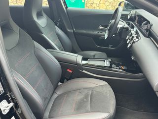 Mercedes-Benz A 250 2024 e AMG Plug in Hybrid 8G-DCT-thumb-24