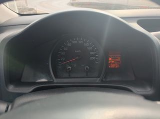 Nissan NV 200 2017-thumb-8