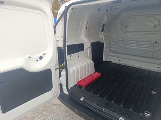 Fiat Fiorino 2017-thumb-13