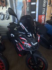 Aprilia SR GT 200 2026 REPLICA-thumb-1