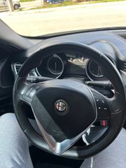 Alfa Romeo Giulietta 2013 1.6 JTDM 16V-thumb-9