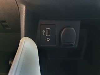 Nissan Micra 2019 1.0 IG-T N-Connecta-thumb-24
