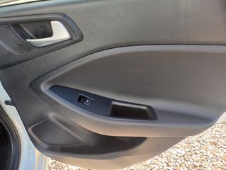 Hyundai i 20 2016 1.2 EXCLUSIVE PANORAMA ΟΡΟΦΗ-thumb-28