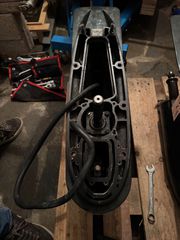 Evinrude G2 lower unit-thumb-2