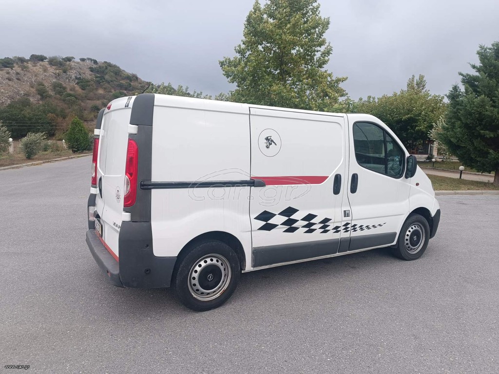 Opel Vivaro 2013