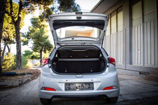 Hyundai i 20 2016 ΚΥΡΙΑΚΕΣ ΑΝΟΙΧΤΑ-thumb-29