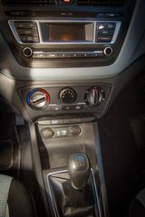 Hyundai i 20 2016 ΚΥΡΙΑΚΕΣ ΑΝΟΙΧΤΑ-thumb-19