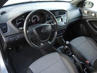 Hyundai i 20 2018 1.200cc 85Hp  BLACK LINE - BLUETOOTH - ZANTEΣ 15''-thumb-4