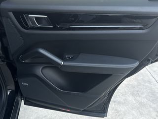 Porsche Cayenne 2020 e-HYBRID S/PANORAMA /FULL EXTRA-thumb-26