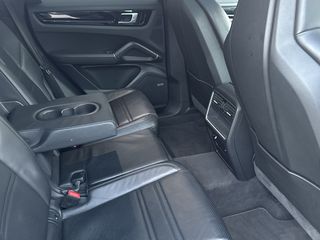 Porsche Cayenne 2020 e-HYBRID S/PANORAMA /FULL EXTRA-thumb-28