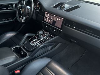 Porsche Cayenne 2020 e-HYBRID S/PANORAMA /FULL EXTRA-thumb-32