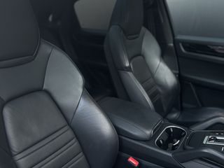 Porsche Cayenne 2020 e-HYBRID S/PANORAMA /FULL EXTRA-thumb-33