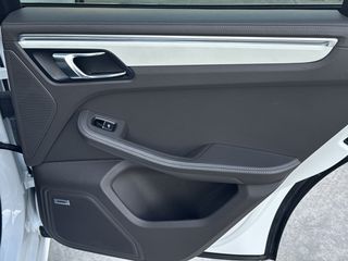 Porsche Macan 2017 MACAN S DIESEL-thumb-19