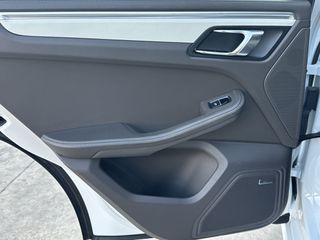 Porsche Macan 2017 MACAN S DIESEL-thumb-29
