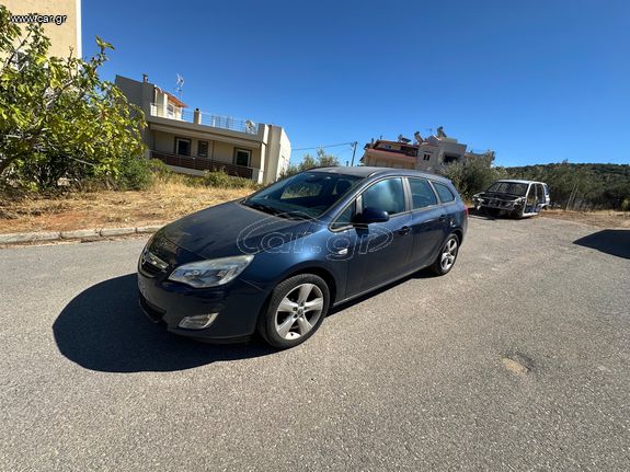 Opel Astra 2012