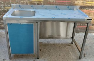 Λάντζα Κλειστή Ανοξείδωτη 140x60x86Cm Με 1 Γούρνα 40x40x23Cm - Καινούργια.