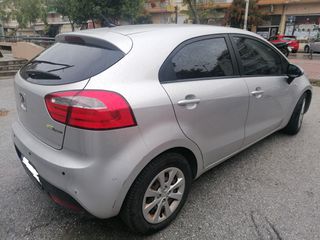 Kia Rio 2014 1.4 CRDI SPIRIT