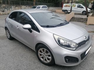 Kia Rio 2014 1.4 CRDI SPIRIT-thumb-1