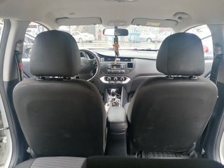 Kia Rio 2014 1.4 CRDI SPIRIT-thumb-10