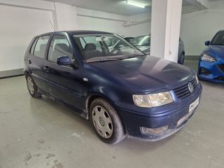 Volkswagen Polo 2001-thumb-1