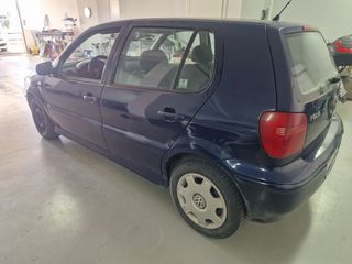 Volkswagen Polo 2001-thumb-3