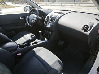 Nissan Qashqai 2010 TECHNA-thumb-7