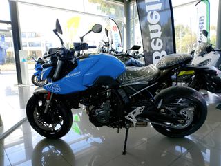 Suzuki GSX 8S 2025-thumb-2