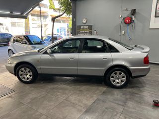 Audi A4 1998-thumb-8