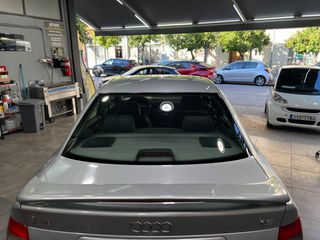 Audi A4 1998-thumb-10
