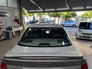 Audi A4 1998-thumb-11