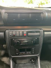 Audi A4 1998-thumb-12