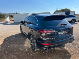 Porsche Cayenne 2016 E-HYBRID-thumb-5