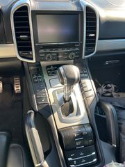 Porsche Cayenne 2016 E-HYBRID-thumb-10