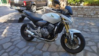 Honda CB 600F Hornet 2011-thumb-21