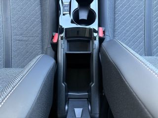 Peugeot e-208 2024-thumb-18