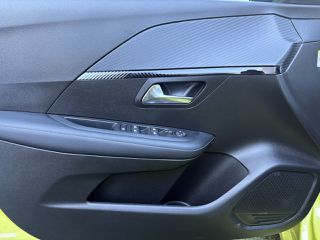 Peugeot e-208 2024-thumb-9